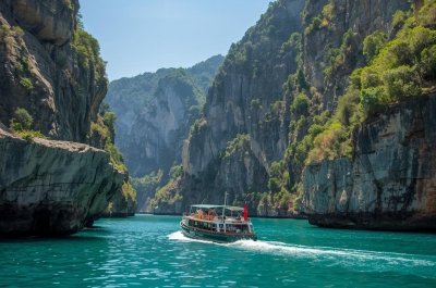 Green Canyon Boat Tour in Alanya